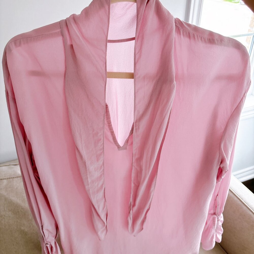 100% silk wilfred blouse, 99% New